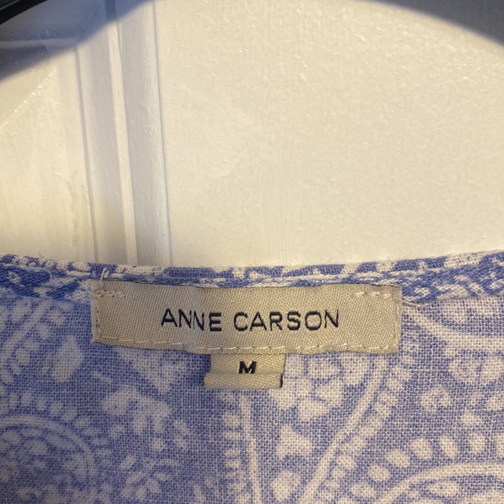 3 for $15 Bundle! Anne Carson Scoop Neck Sleeveless Blouse - Picture 4 of 5